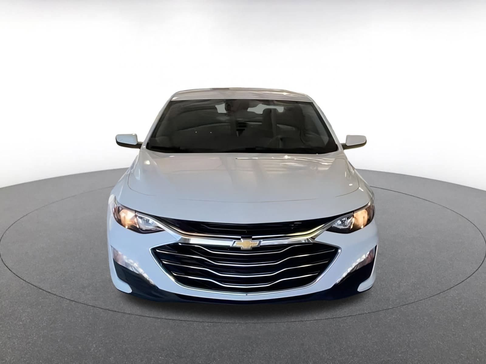 Thumbnail: 2024 Chevrolet Malibu - 5