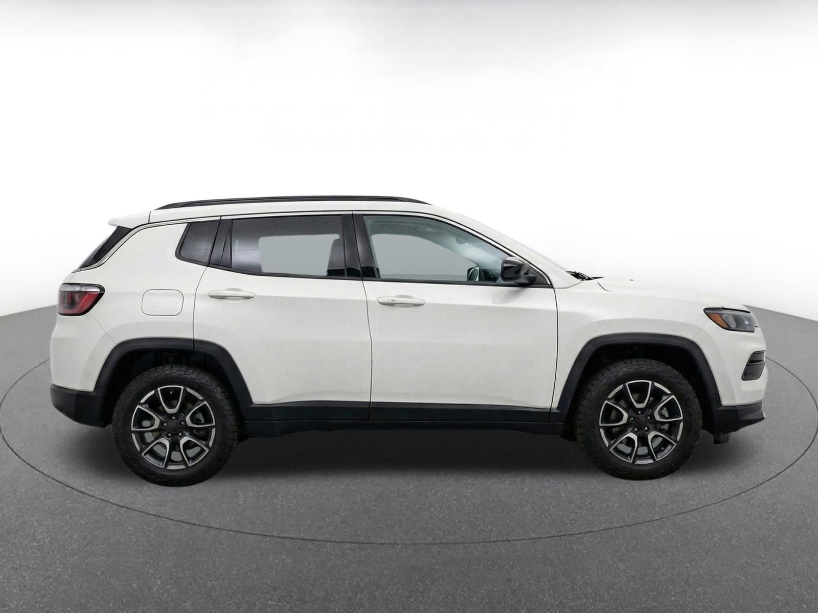 Thumbnail: 2025 Jeep Compass - 10