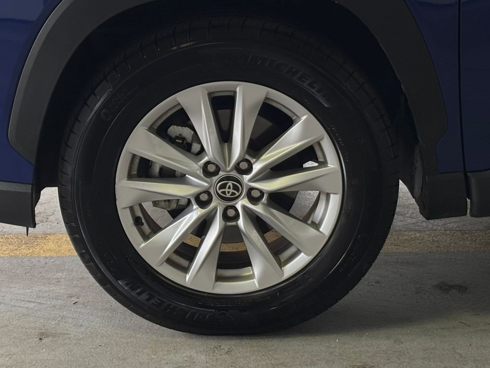 Thumbnail: 2025 Toyota Corolla Cross - 29