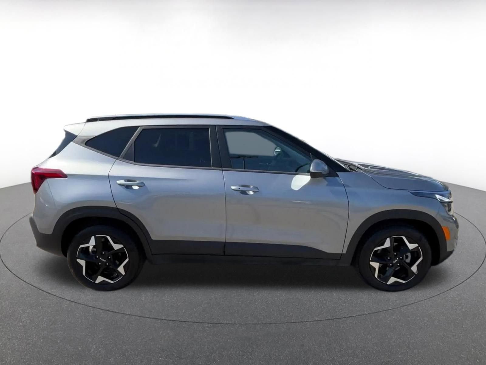 Thumbnail: 2025 Kia Seltos - 22