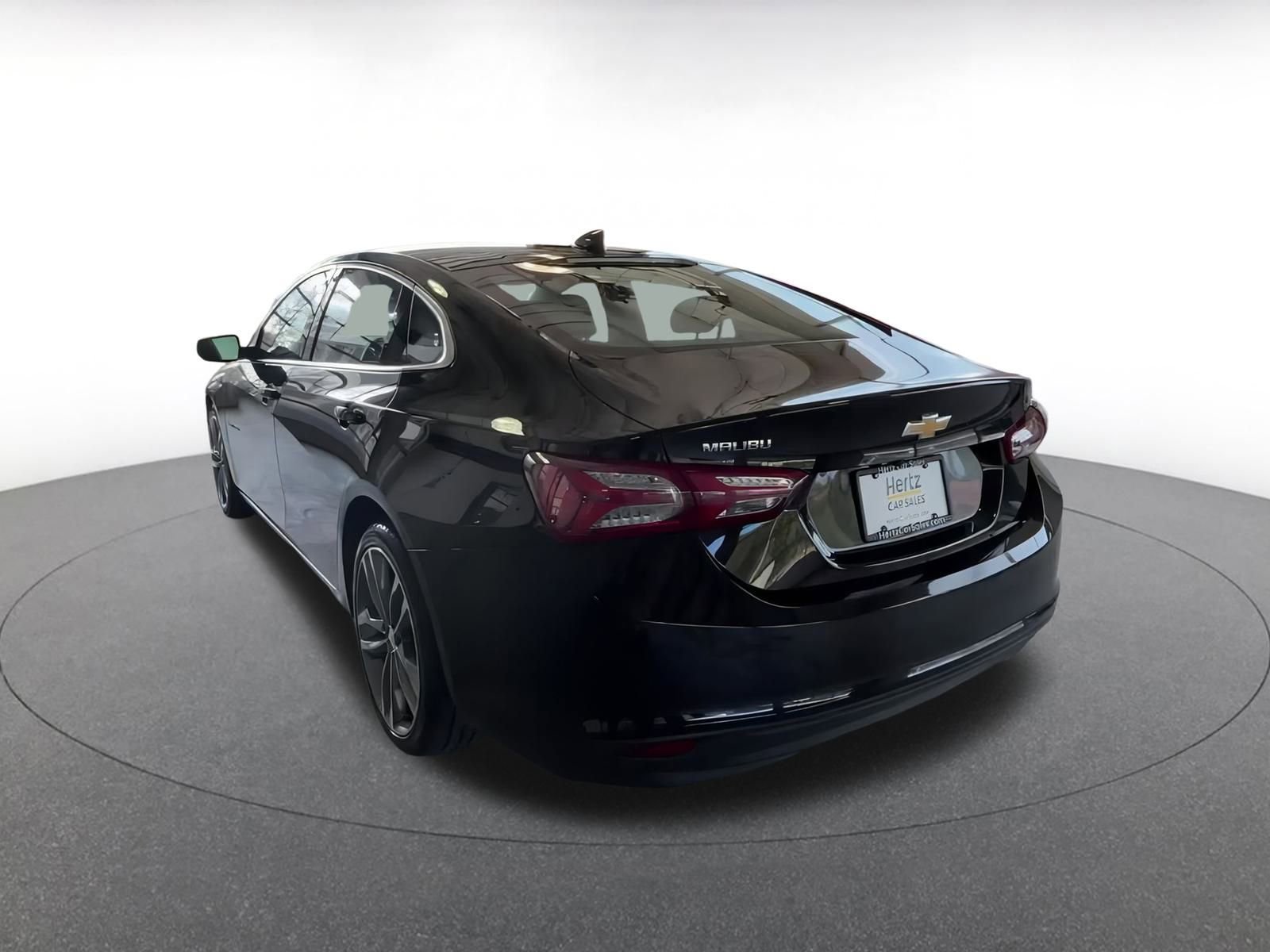 Thumbnail: 2024 Chevrolet Malibu - 10