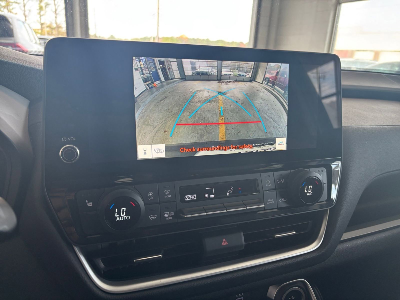 Thumbnail: 2025 Toyota Grand Highlander - 17