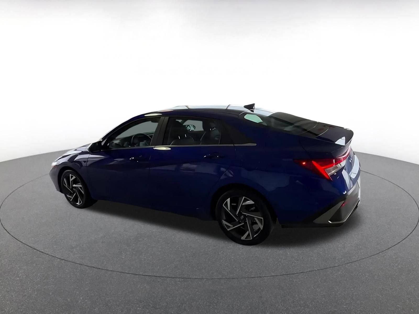 Thumbnail: 2025 Hyundai Elantra - 8