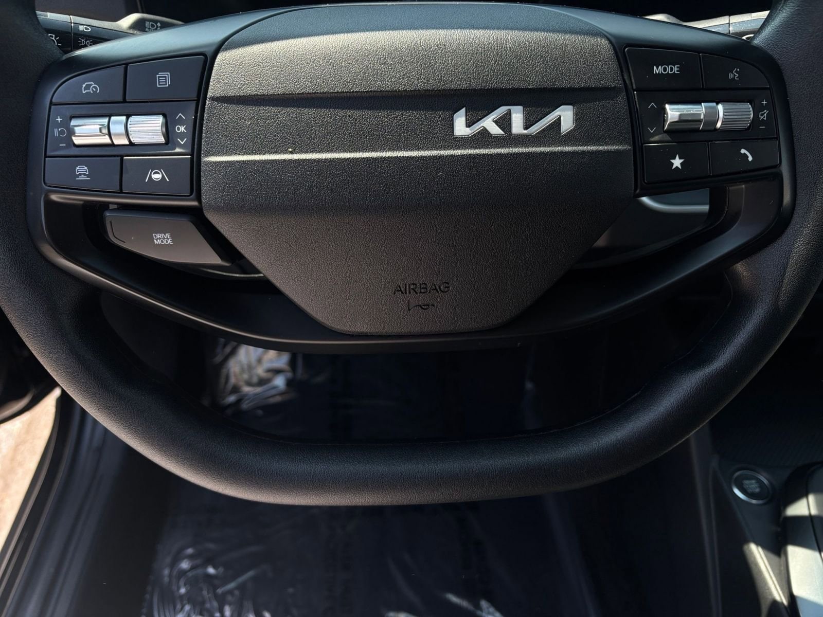 Thumbnail: 2025 Kia K4 - 28