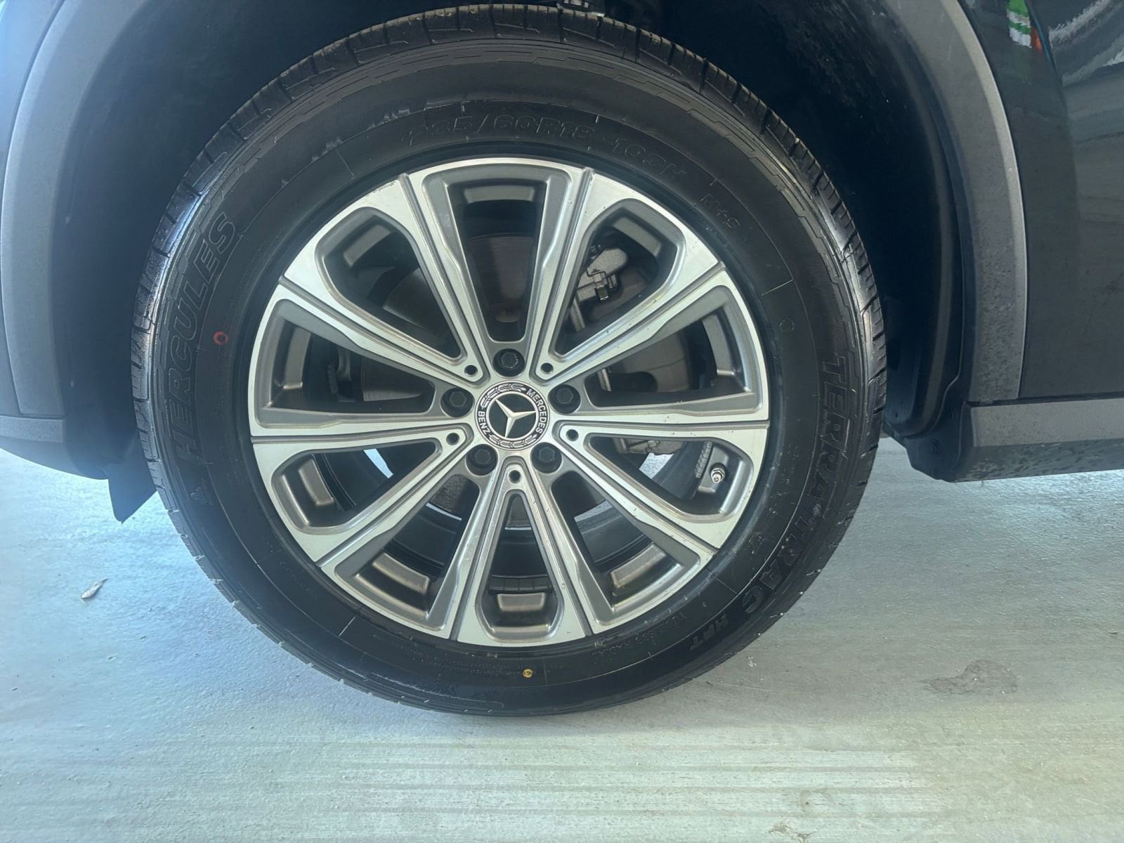 Thumbnail: 2024 Mercedes-Benz GLC - 33