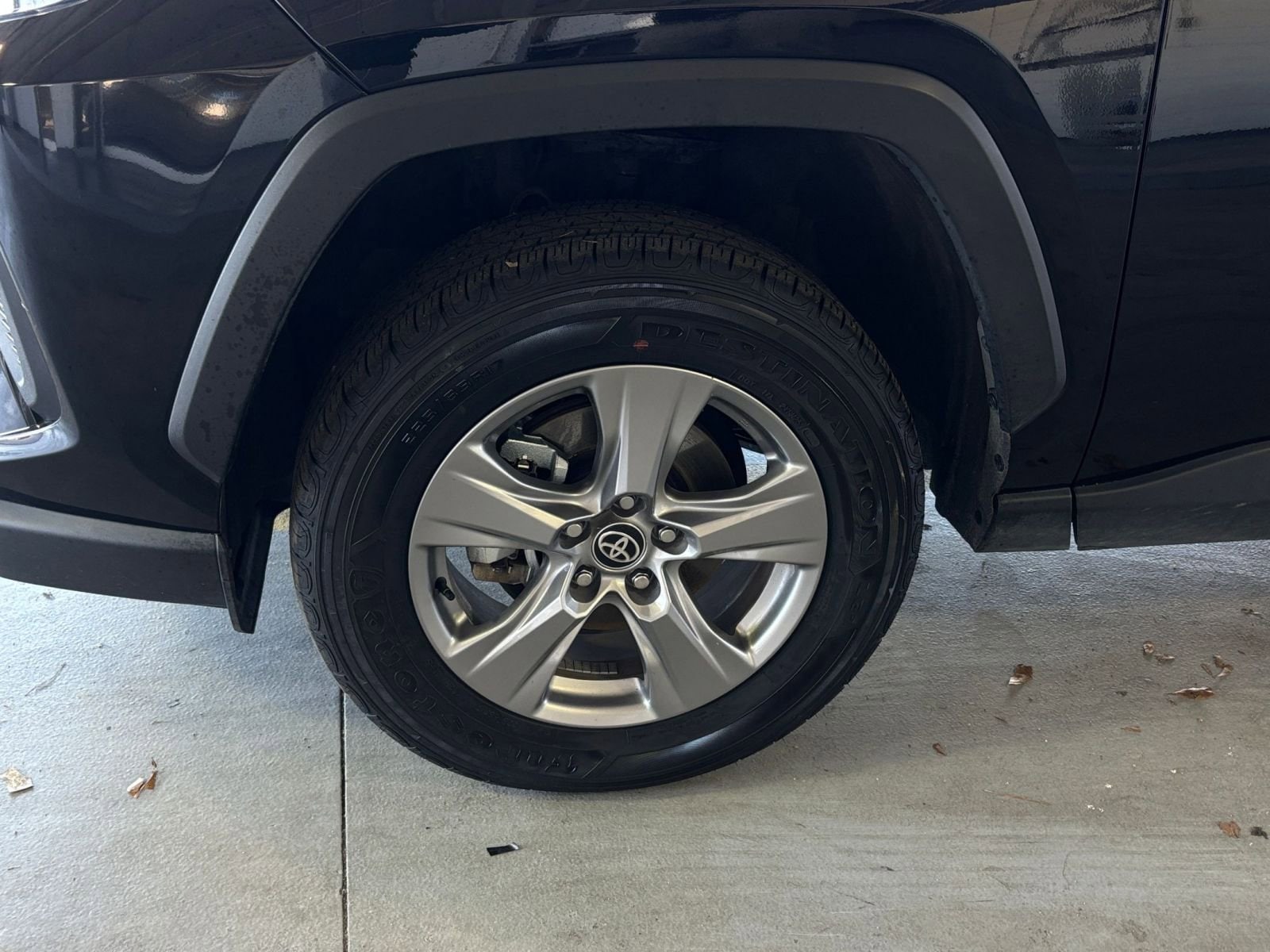 Thumbnail: 2025 Toyota RAV4 - 34