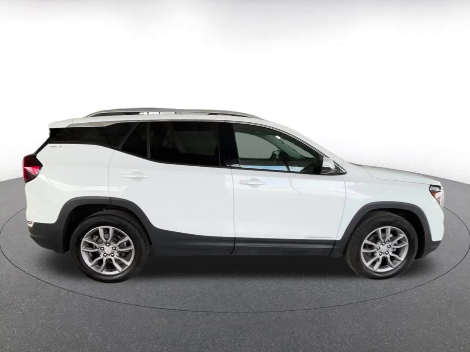 Thumbnail: 2024 GMC Terrain - 16