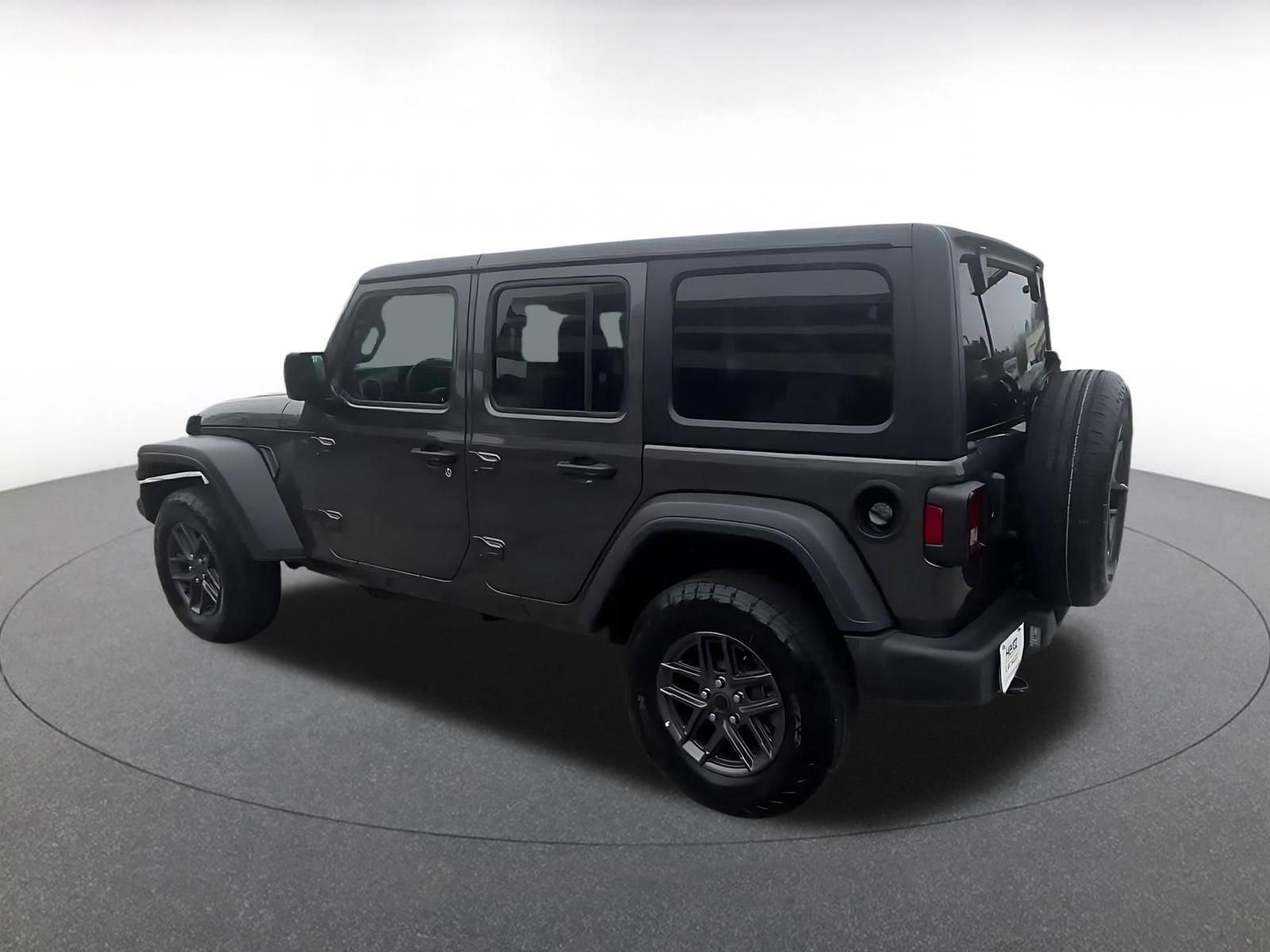 Thumbnail: 2025 Jeep Wrangler - 12