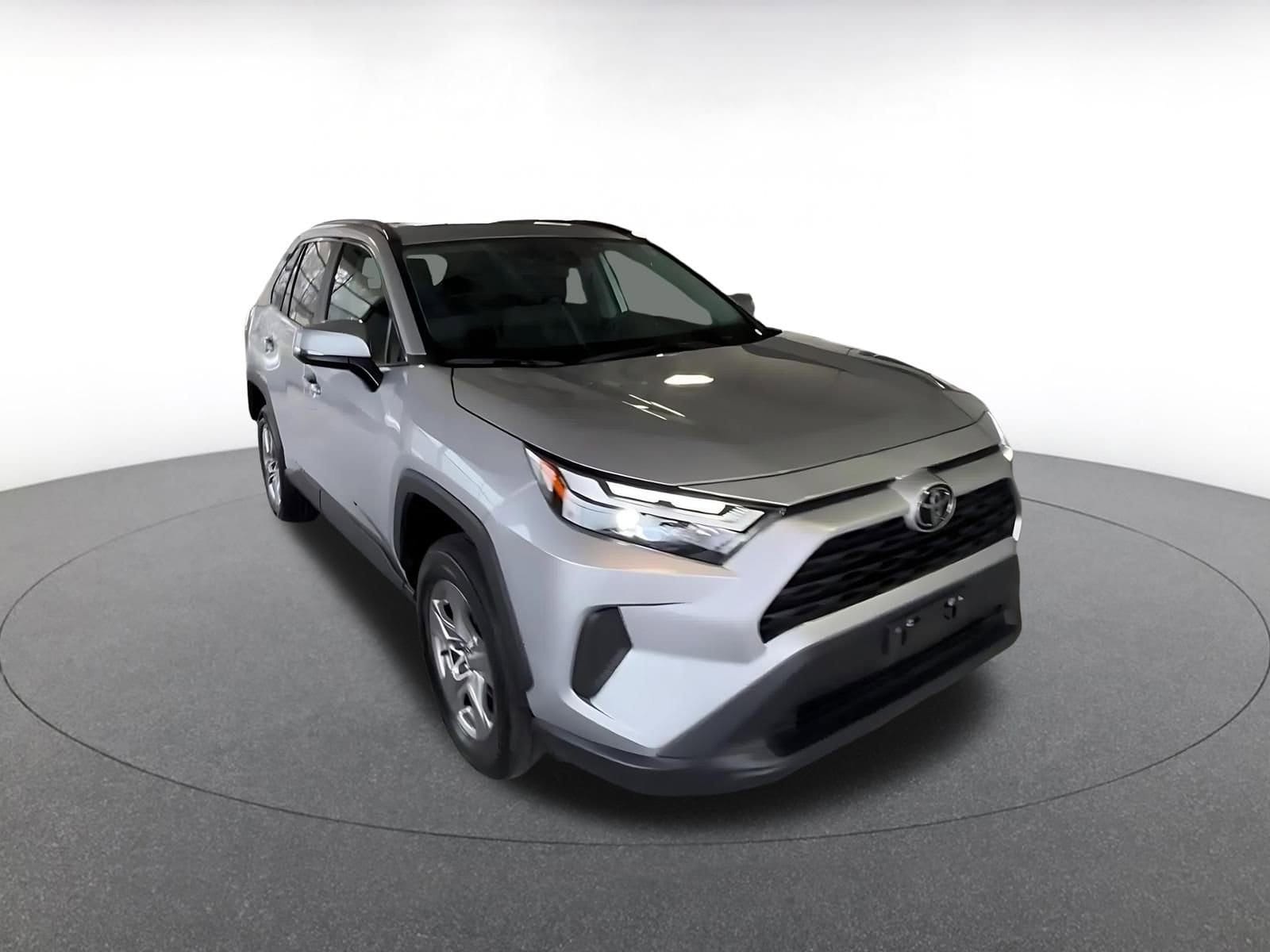 Thumbnail: 2025 Toyota RAV4 - 5