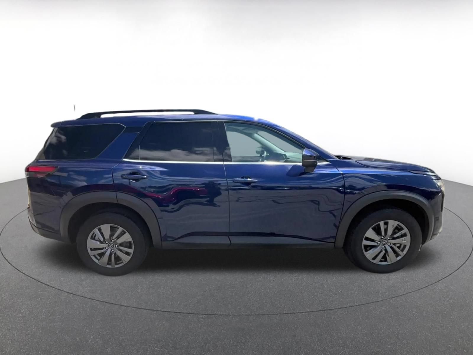 Thumbnail: 2025 Nissan Pathfinder - 16