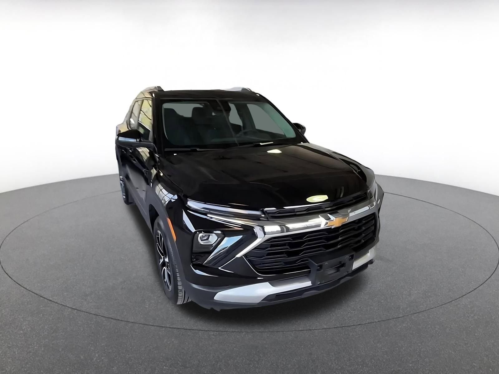 Thumbnail: 2025 Chevrolet TrailBlazer - 3