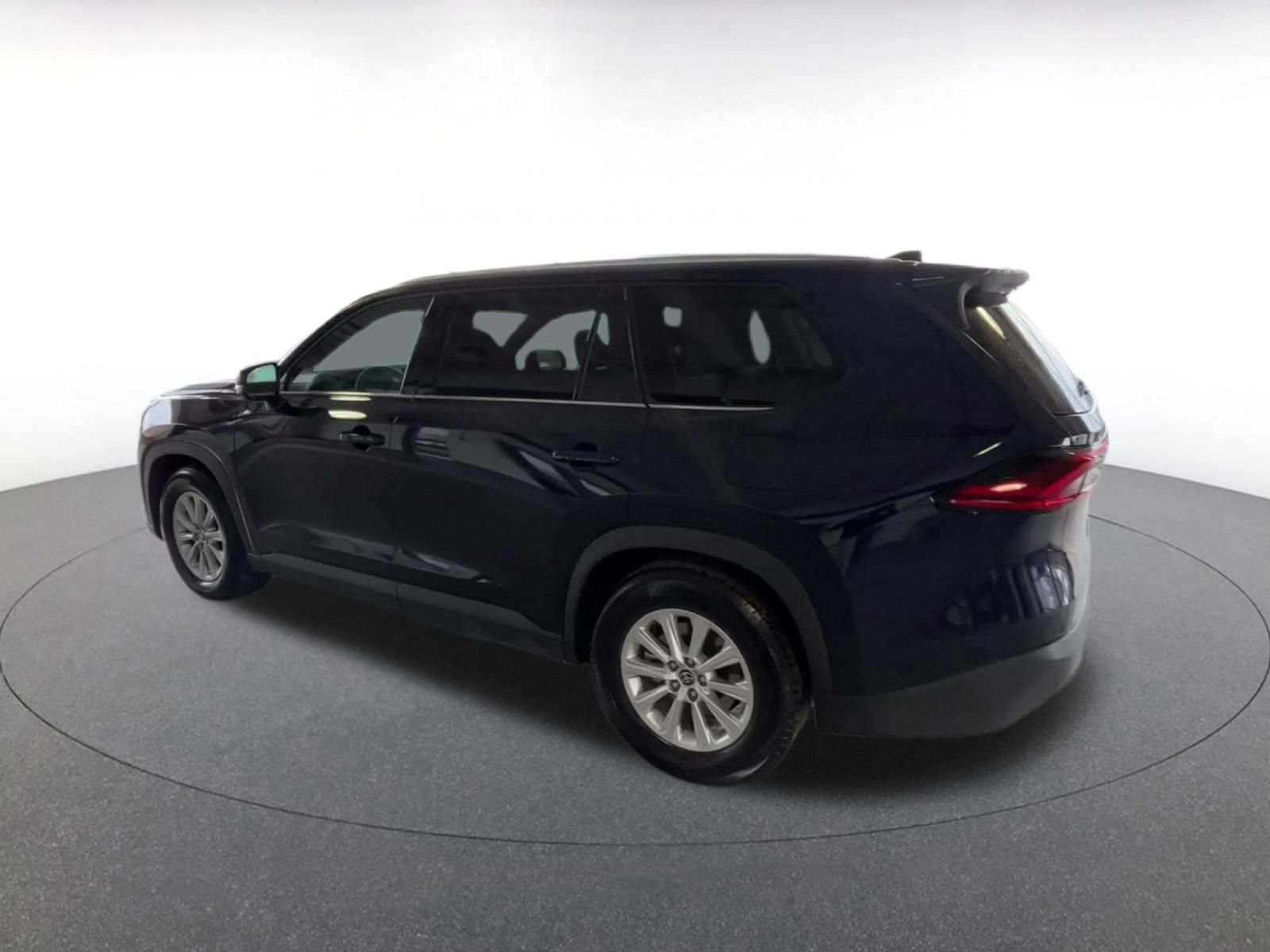 Thumbnail: 2025 Toyota Grand Highlander - 15