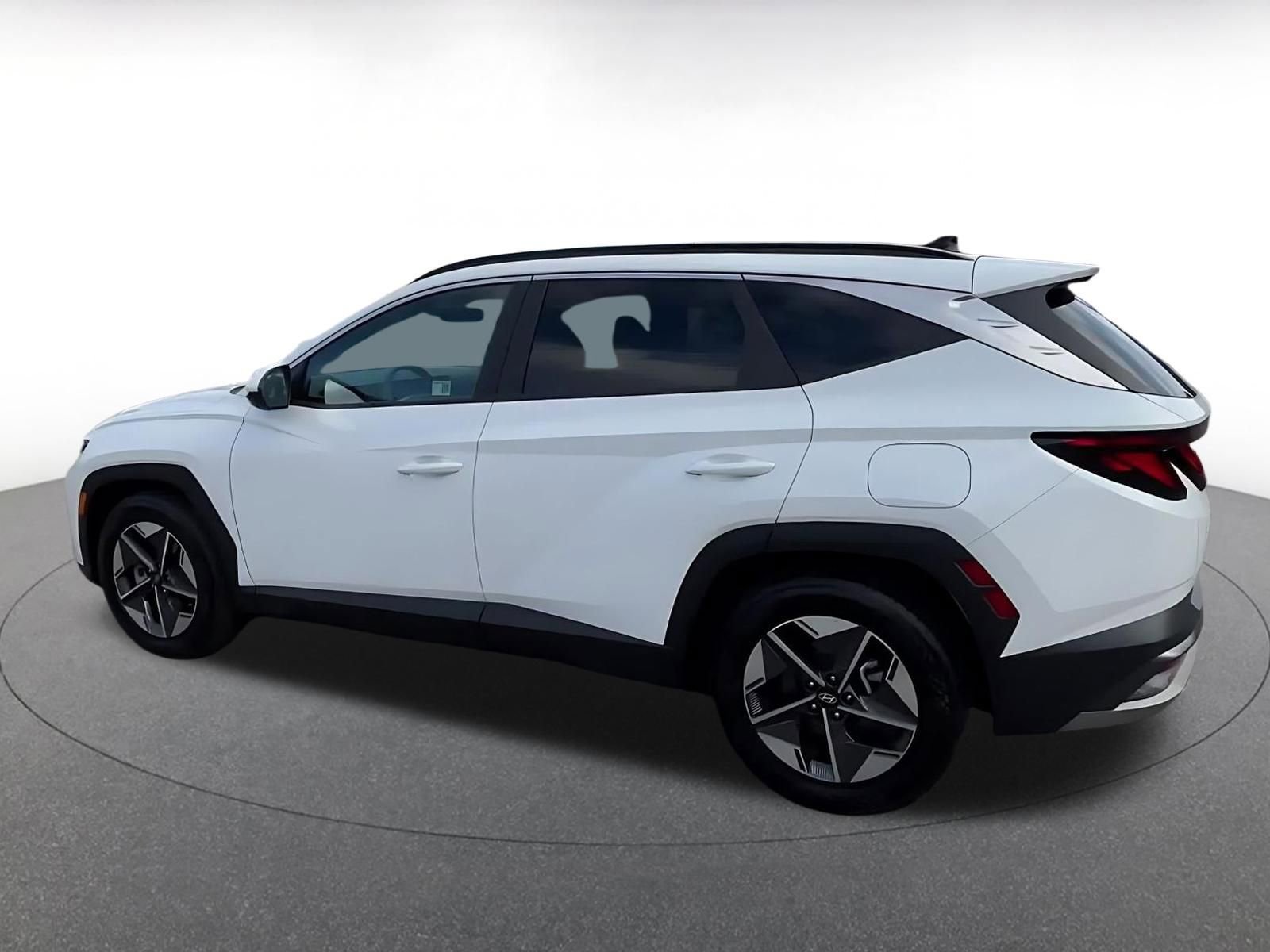 Thumbnail: 2025 Hyundai Tucson - 10