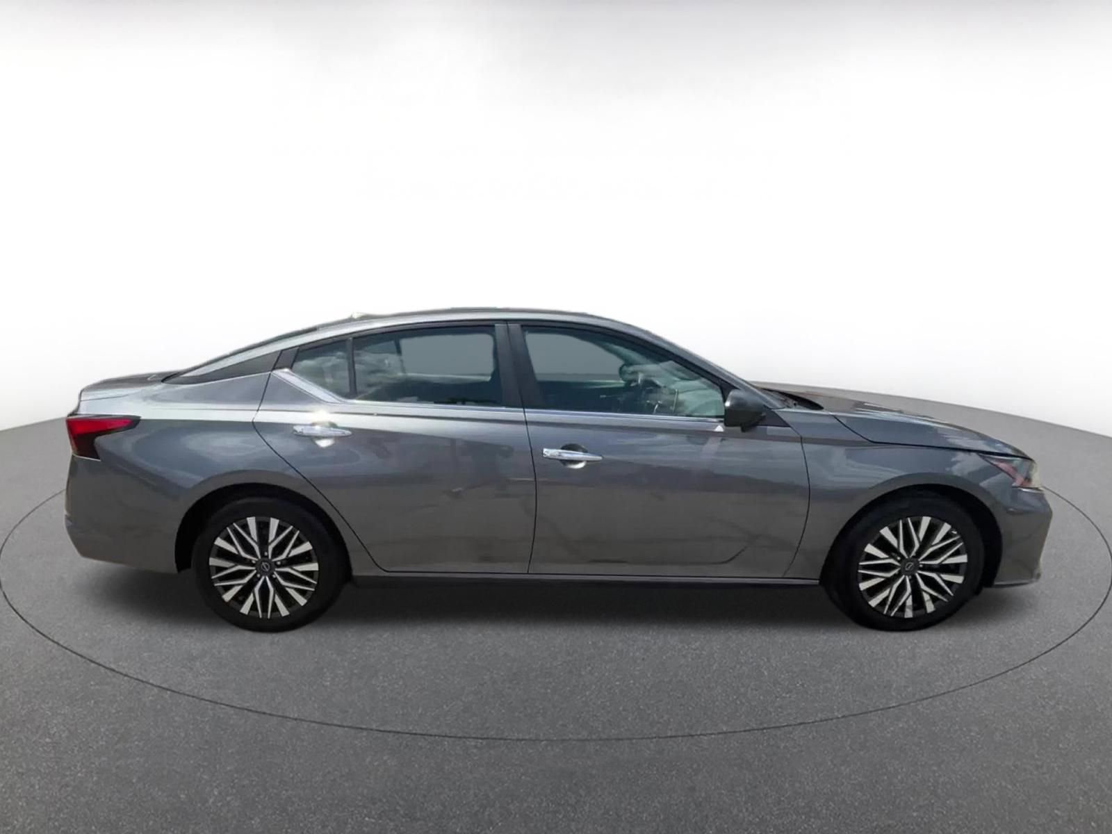 Thumbnail: 2025 Nissan Altima - 15