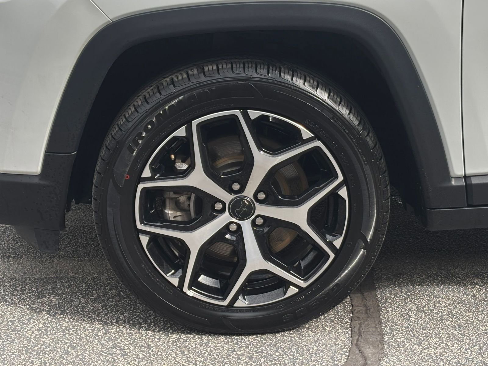 Thumbnail: 2025 Jeep Compass - 34