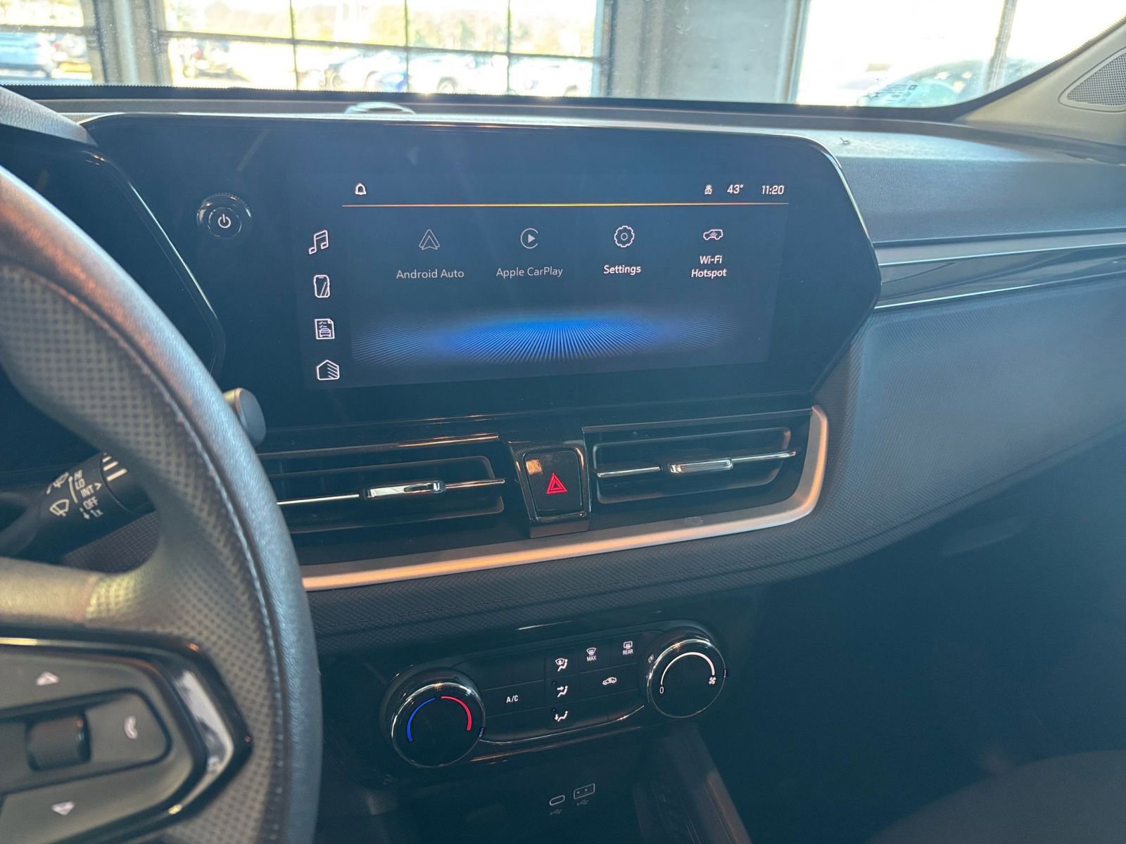 Thumbnail: 2025 Chevrolet TrailBlazer - 21