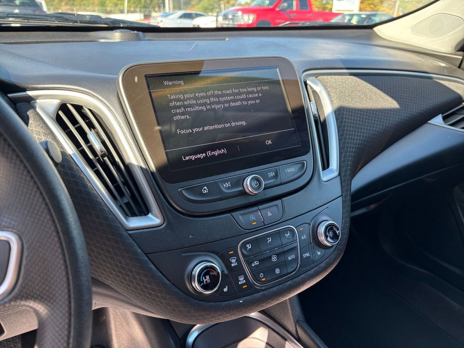 Thumbnail: 2024 Chevrolet Malibu - 21