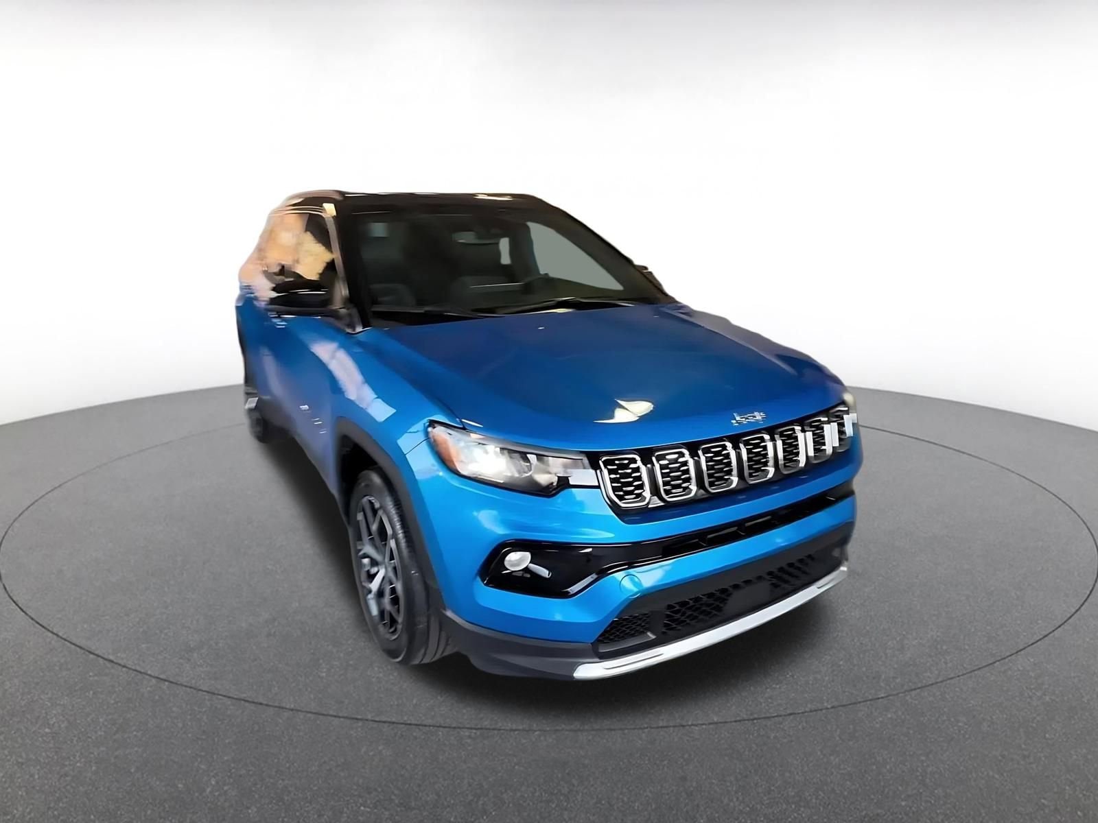 Thumbnail: 2025 Jeep Compass - 3