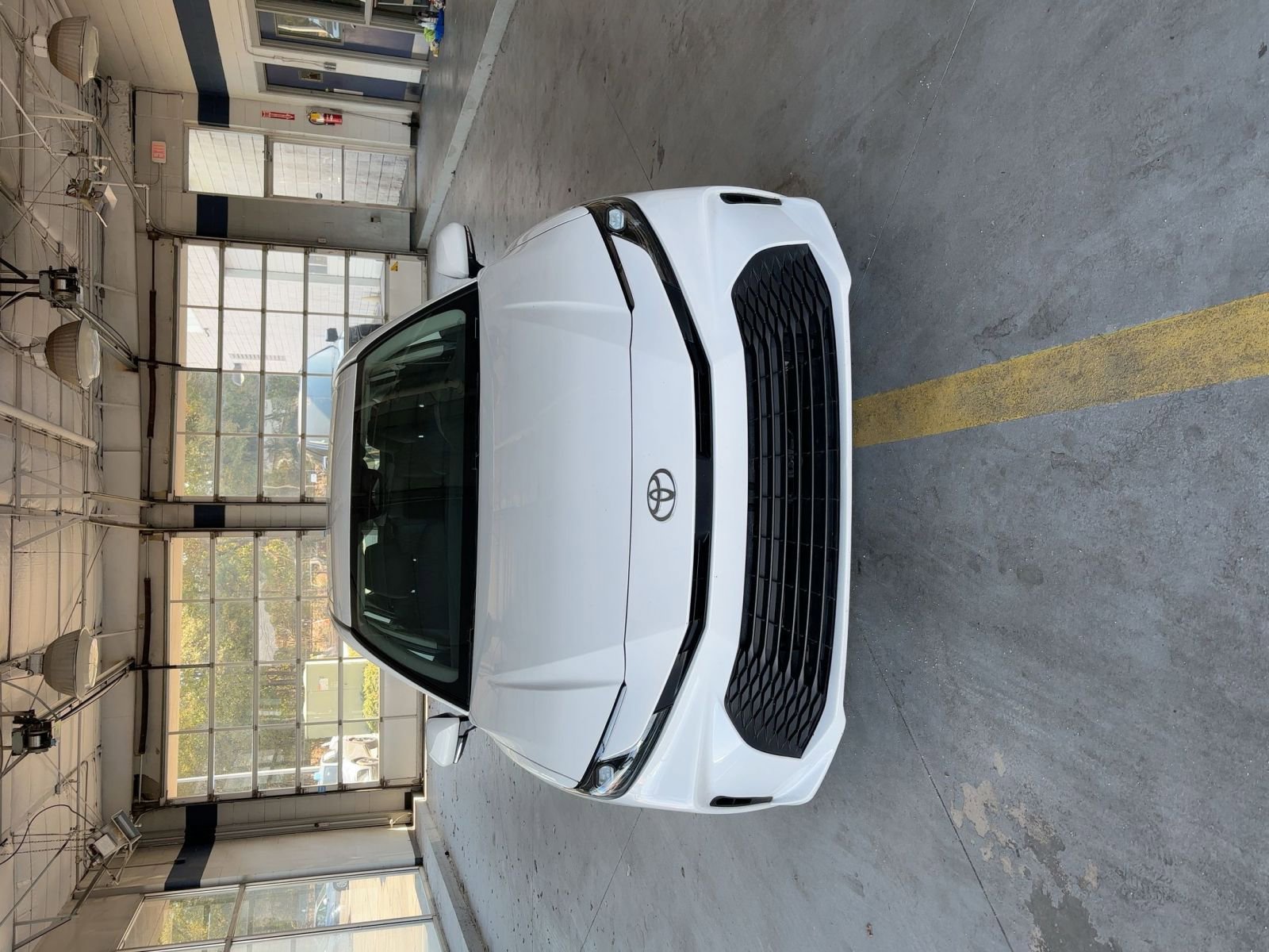 Thumbnail: 2025 Toyota Camry - 21