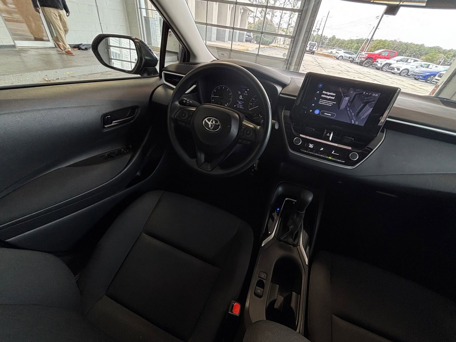 Thumbnail: 2025 Toyota Corolla - 33