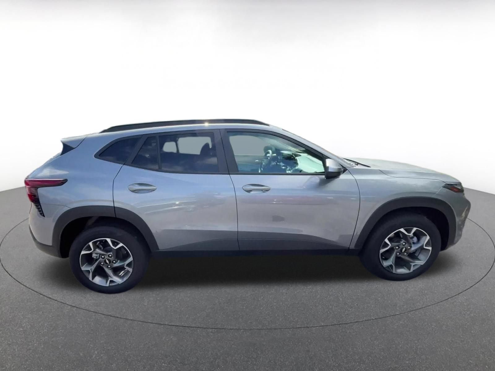 Thumbnail: 2025 Chevrolet Trax - 13