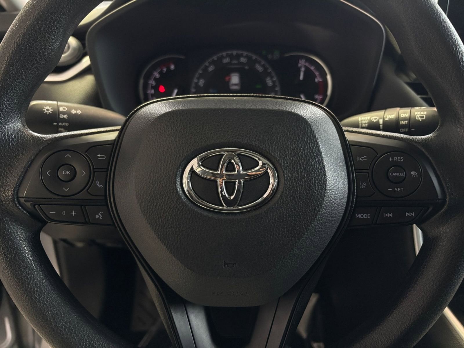 Thumbnail: 2025 Toyota RAV4 - 30