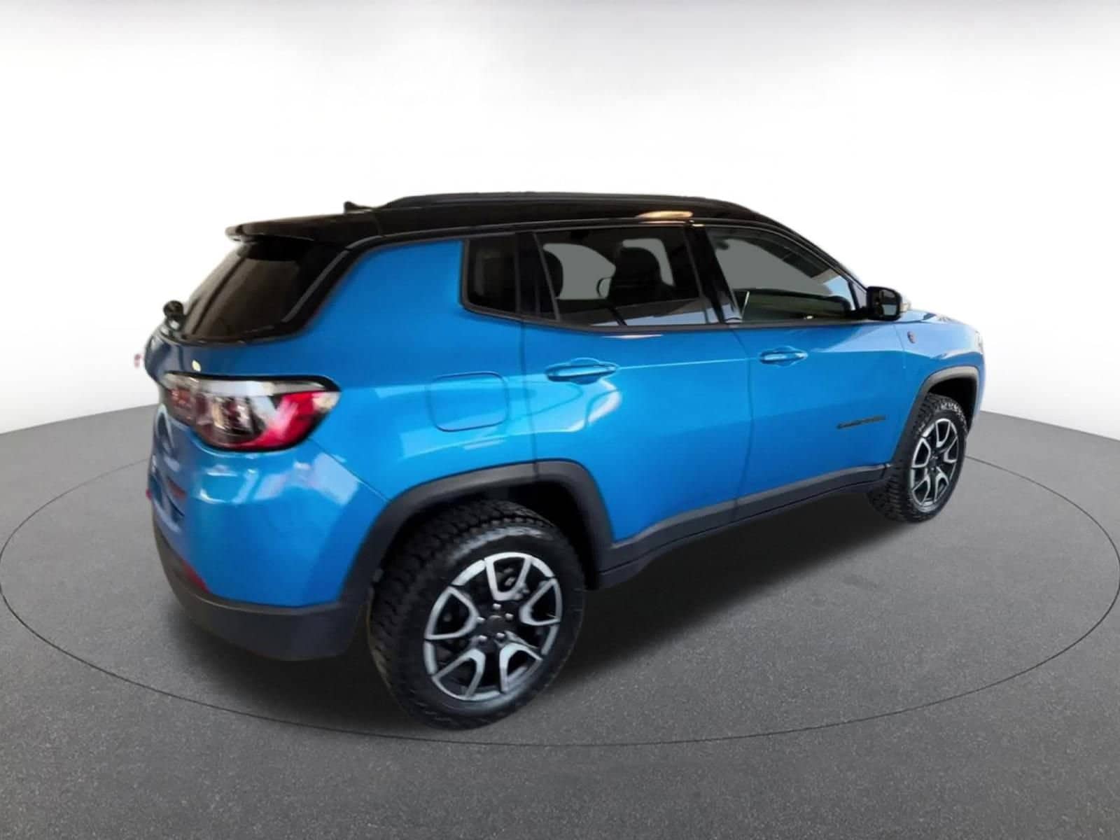 Thumbnail: 2025 Jeep Compass - 20