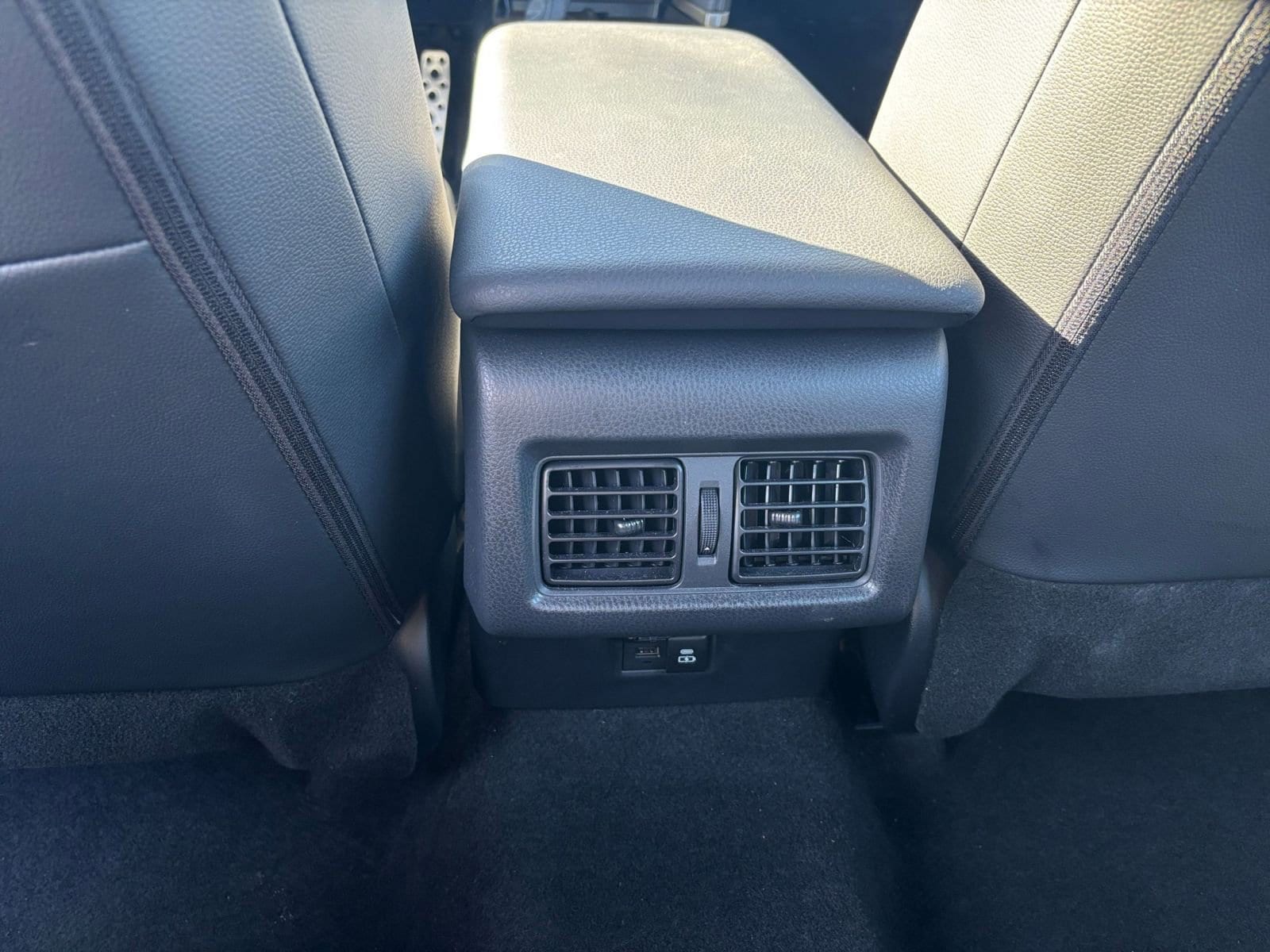 Thumbnail: 2025 Toyota Camry - 25