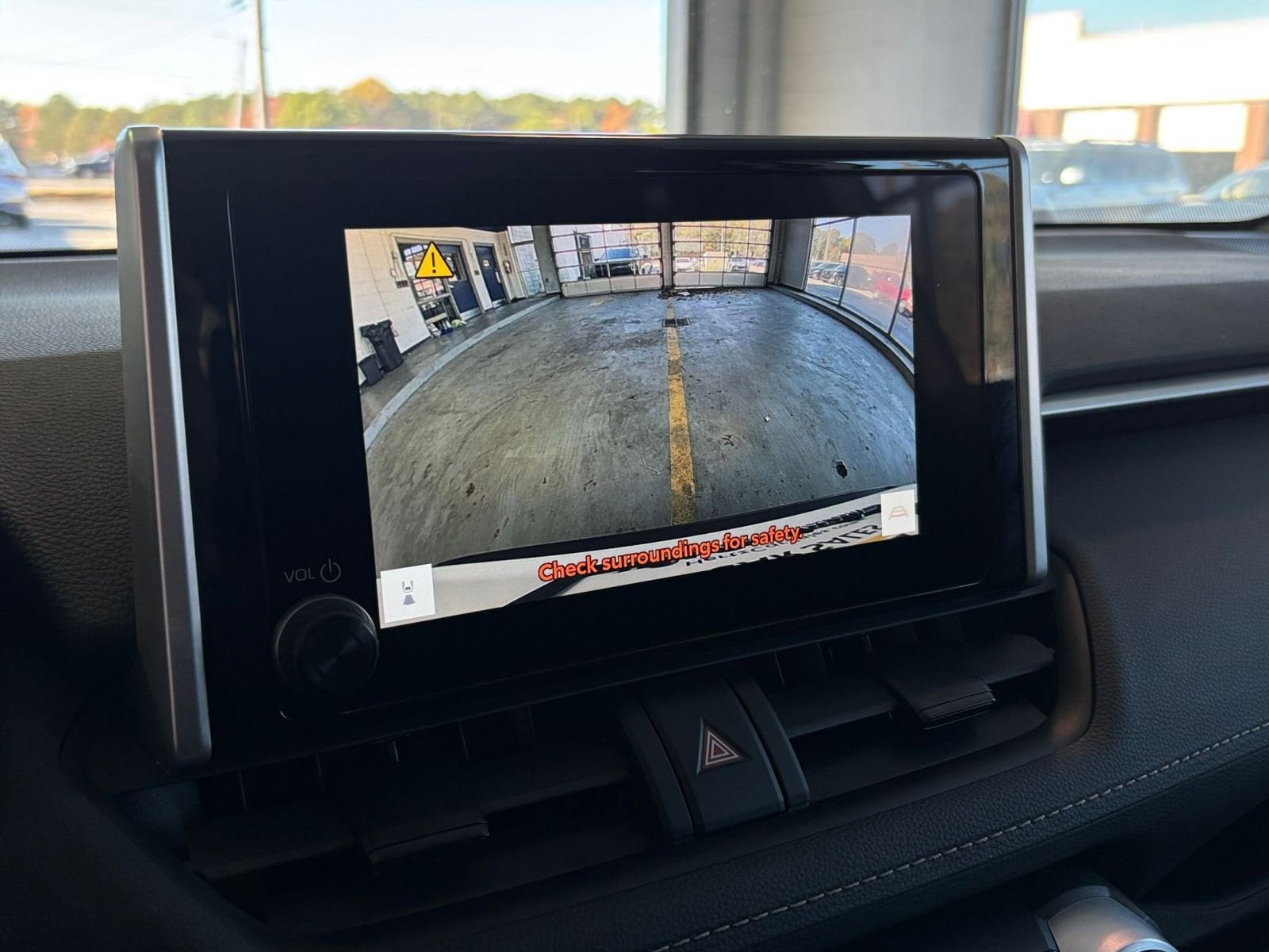 Thumbnail: 2025 Toyota RAV4 - 17