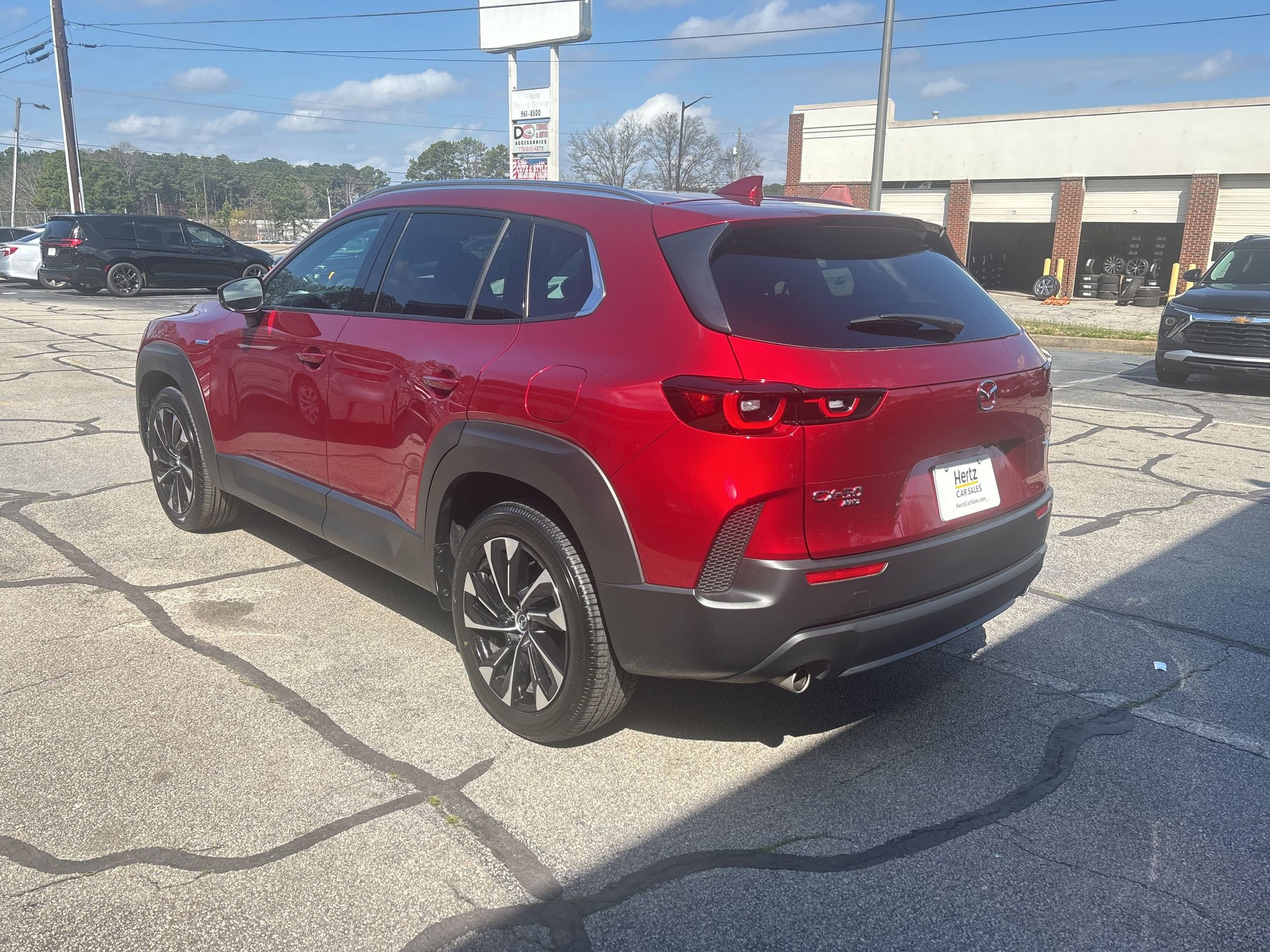 Thumbnail: 2025 Mazda CX-50 - 10