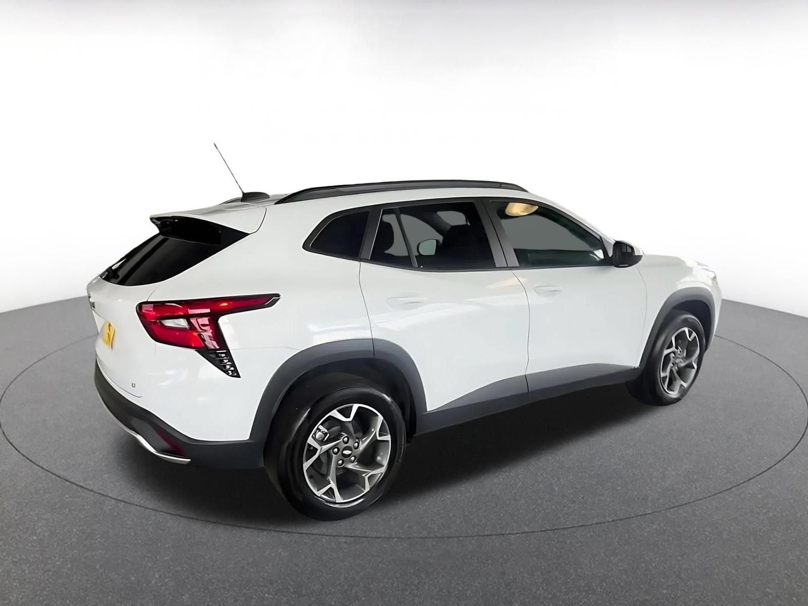 Thumbnail: 2025 Chevrolet Trax - 15