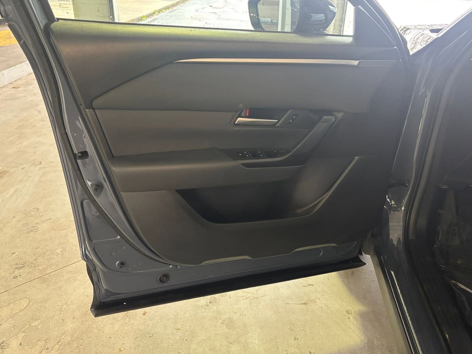 Thumbnail: 2025 Mazda CX-50 - 25