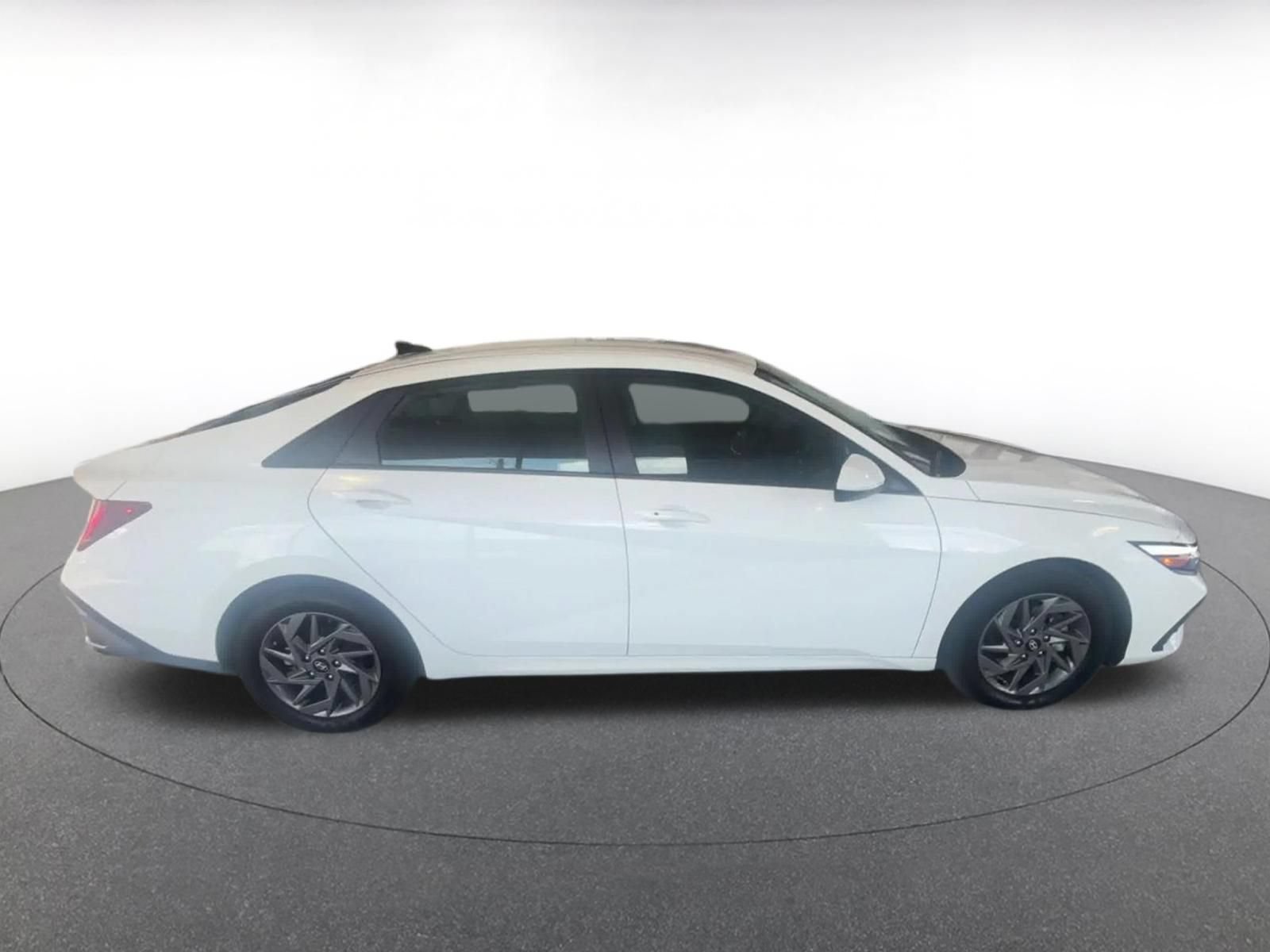 Thumbnail: 2026 Hyundai Elantra - 16