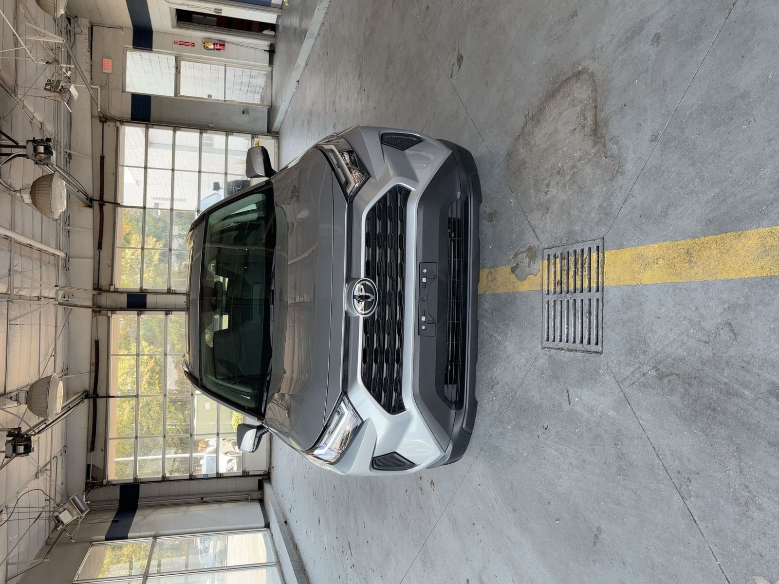 Thumbnail: 2025 Toyota RAV4 - 20