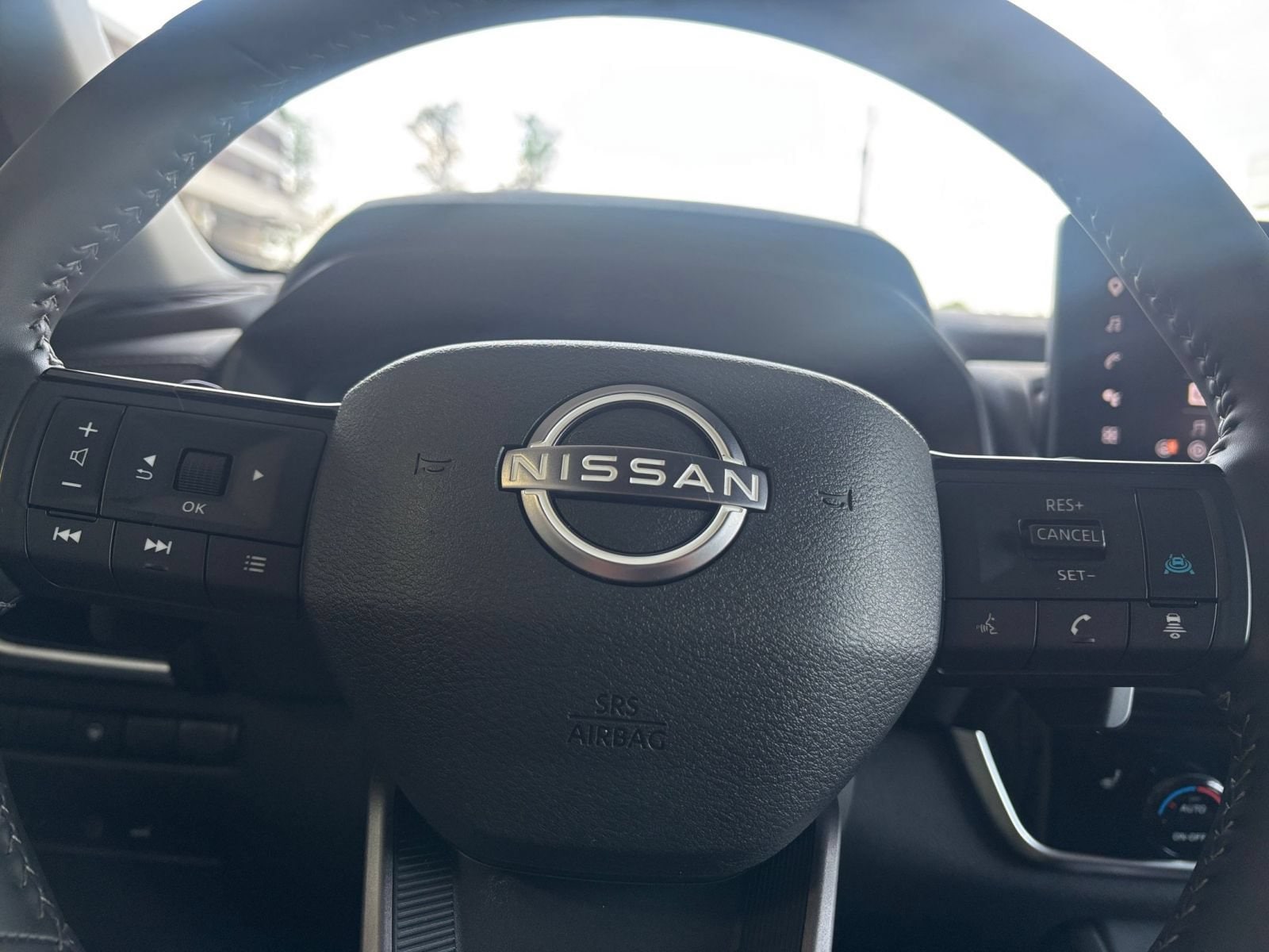 Thumbnail: 2026 Nissan Rogue - 30