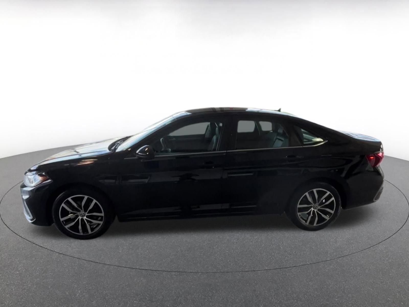 Thumbnail: 2025 Volkswagen Jetta - 7