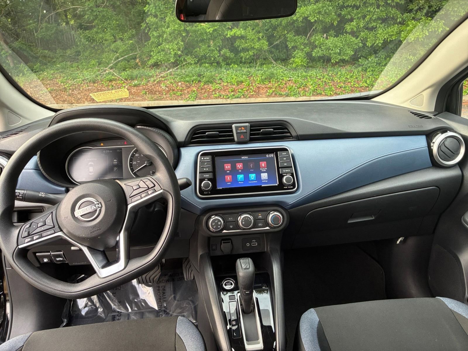 Thumbnail: 2025 Nissan Versa - 32