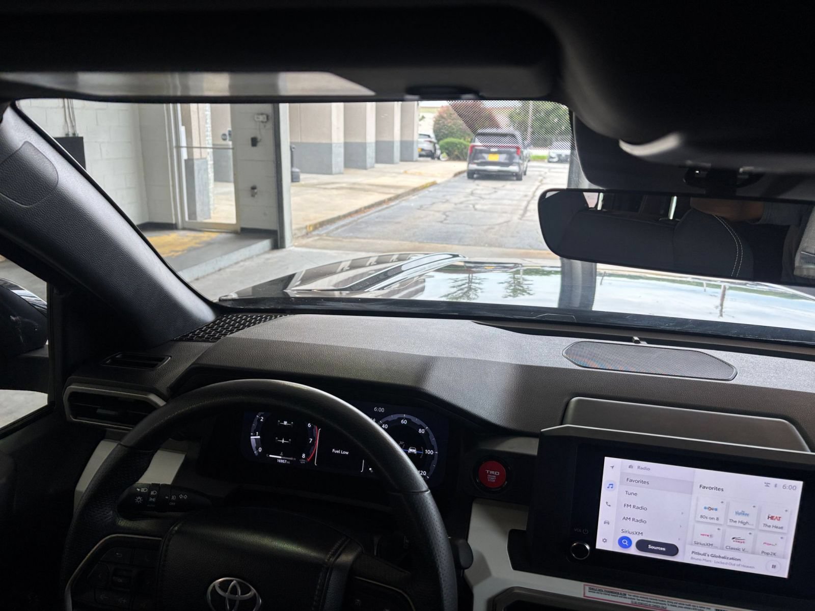 Thumbnail: 2024 Toyota Tacoma - 28