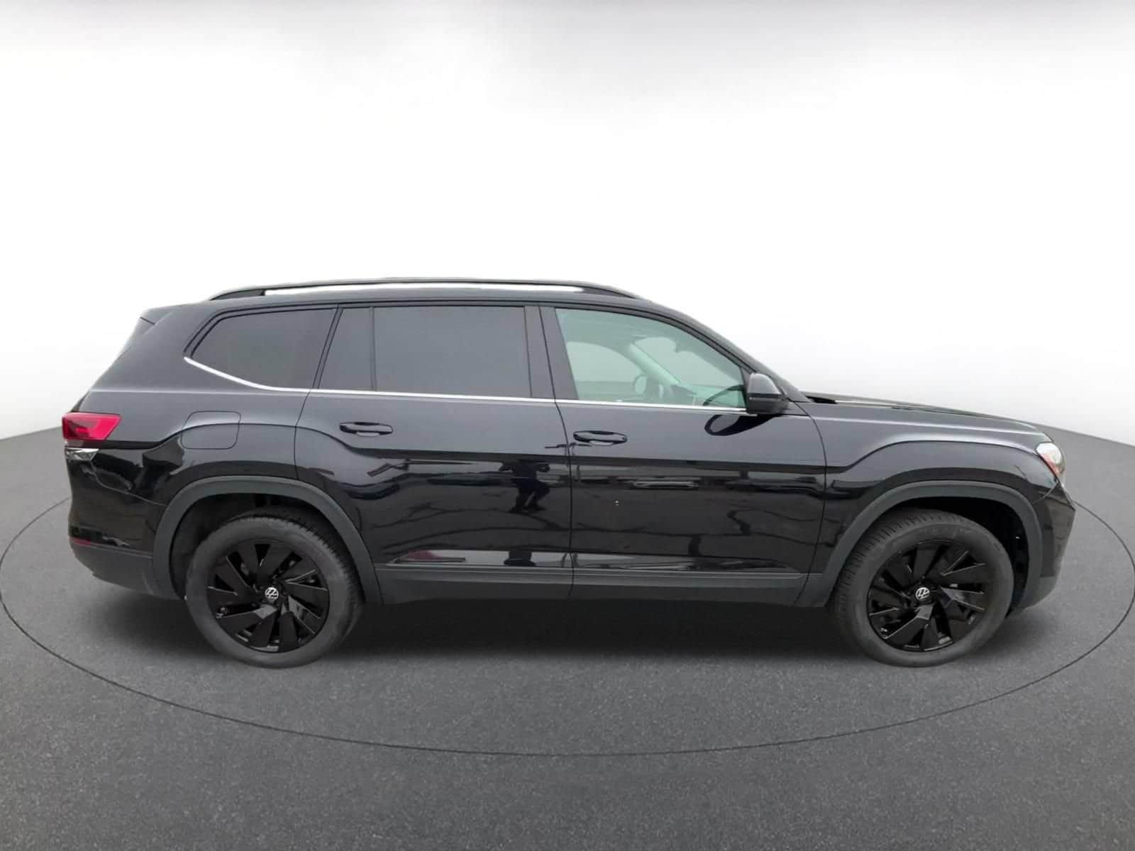 Thumbnail: 2026 Volkswagen Atlas - 15