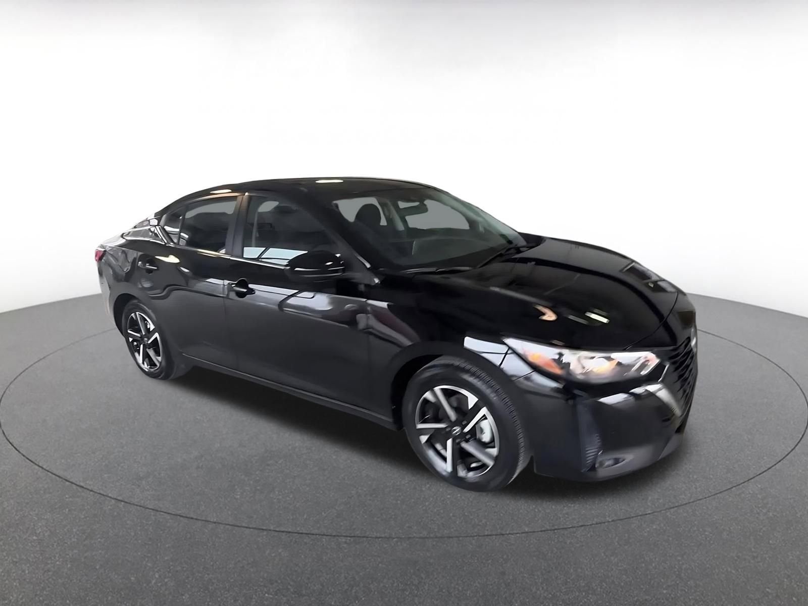 Thumbnail: 2025 Nissan Sentra - 2