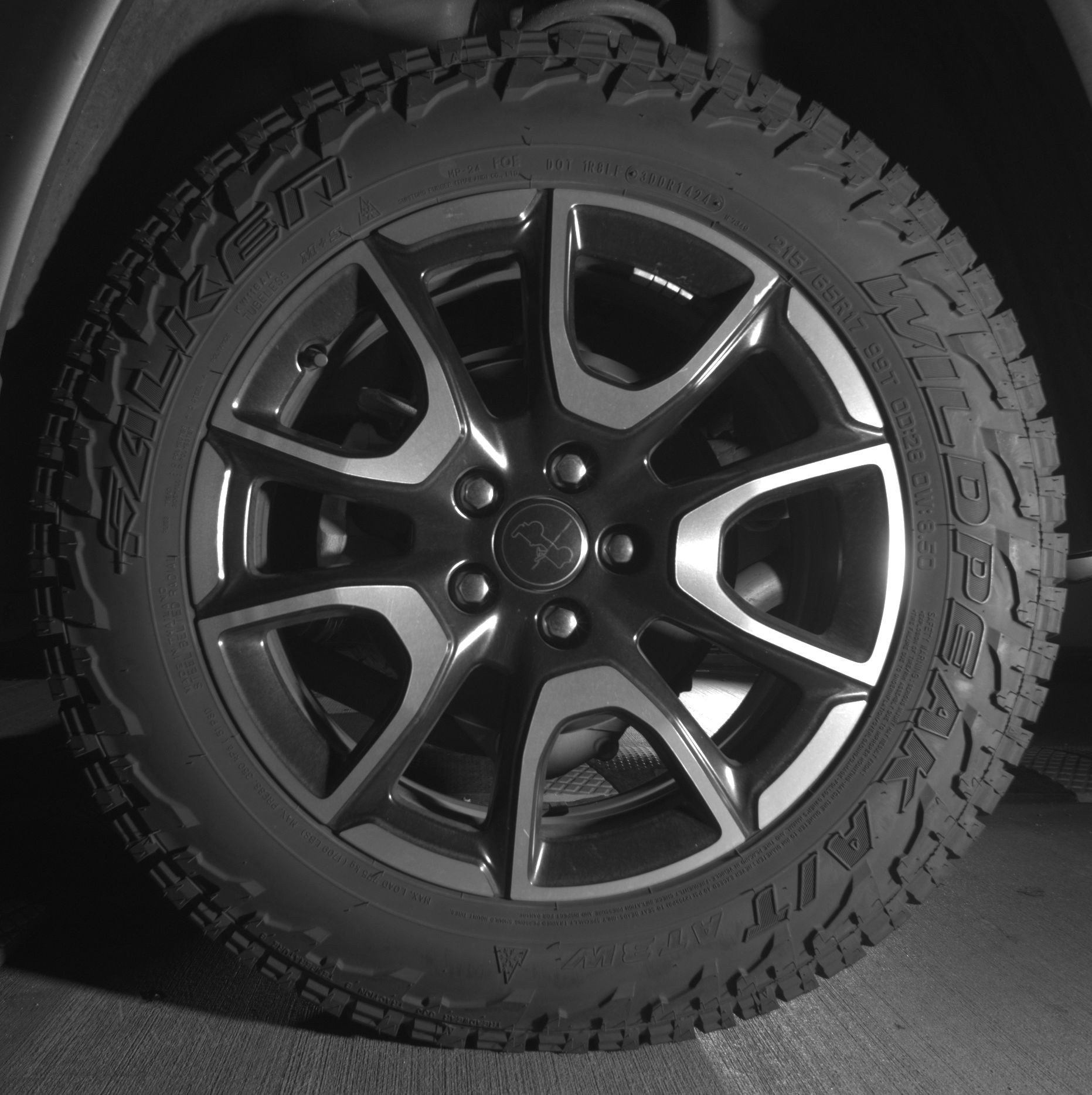 Thumbnail: 2025 Jeep Compass - 17