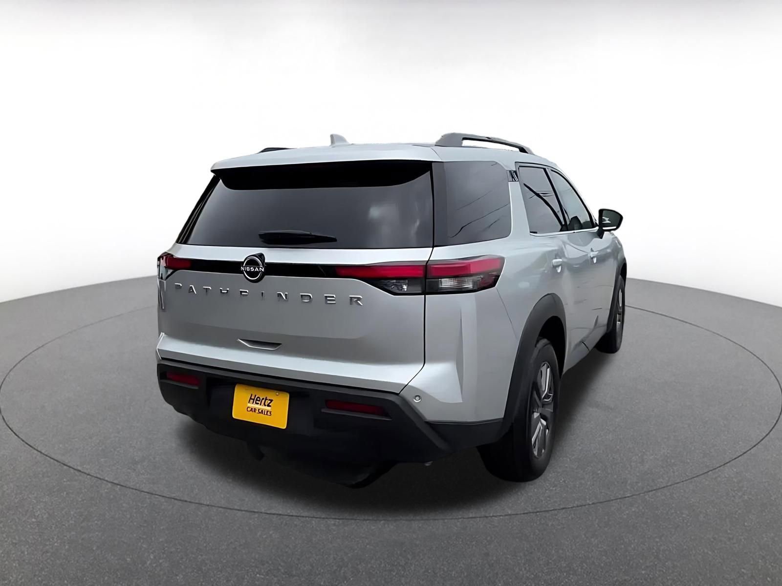 Thumbnail: 2025 Nissan Pathfinder - 13