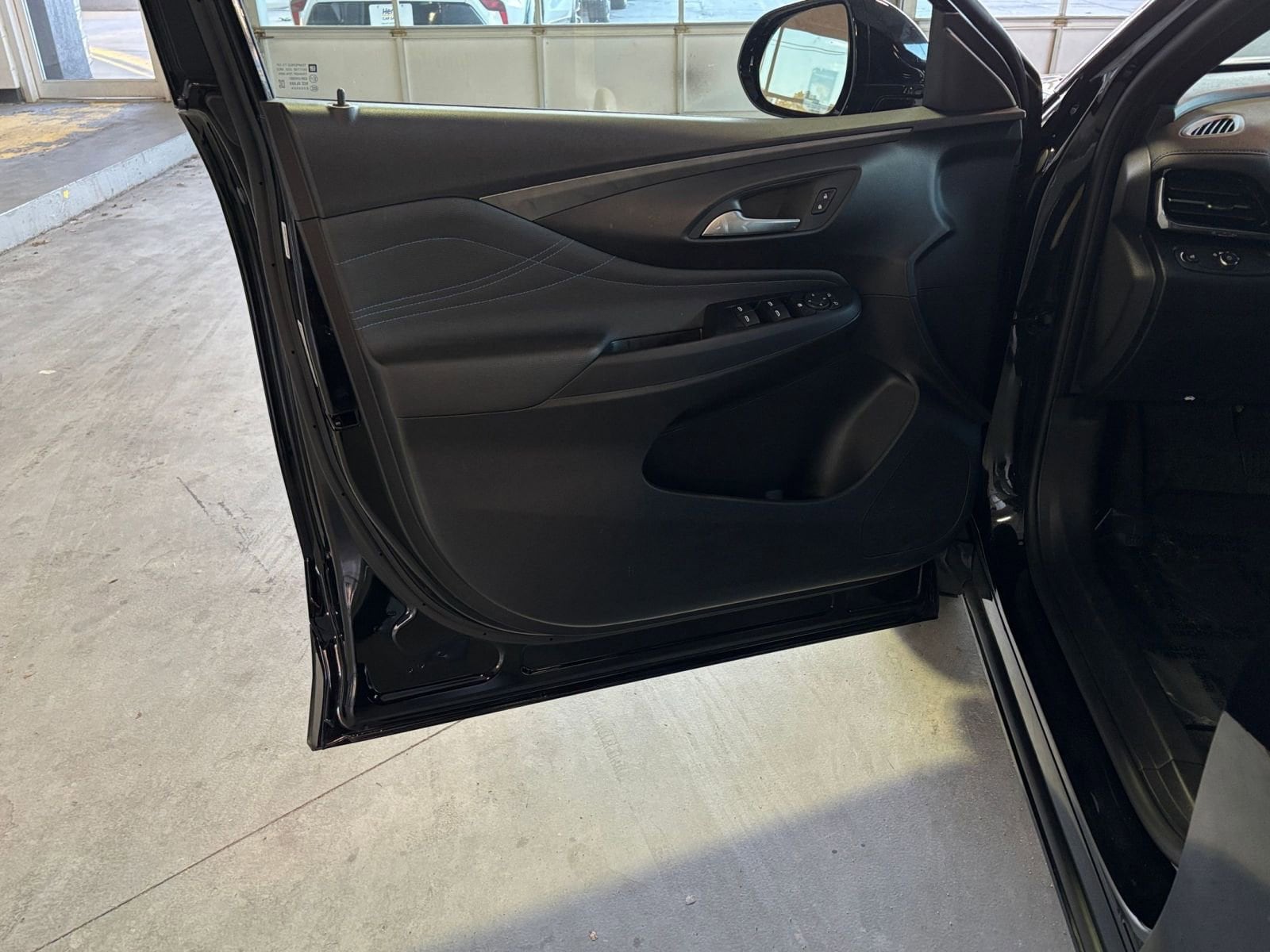 Thumbnail: 2025 Buick Envista - 26