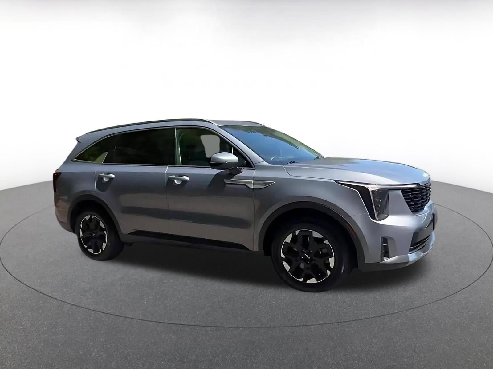 Thumbnail: 2024 Kia Sorento - 2