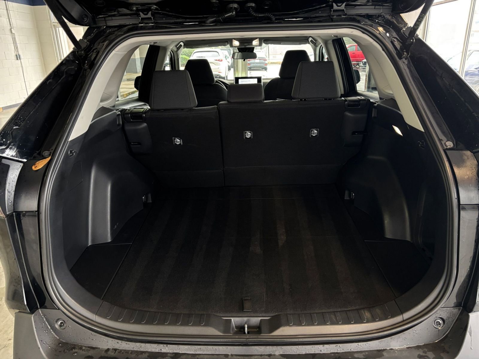 Thumbnail: 2025 Toyota RAV4 - 30