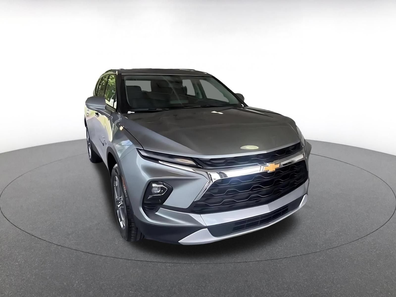 Thumbnail: 2025 Chevrolet Blazer - 3
