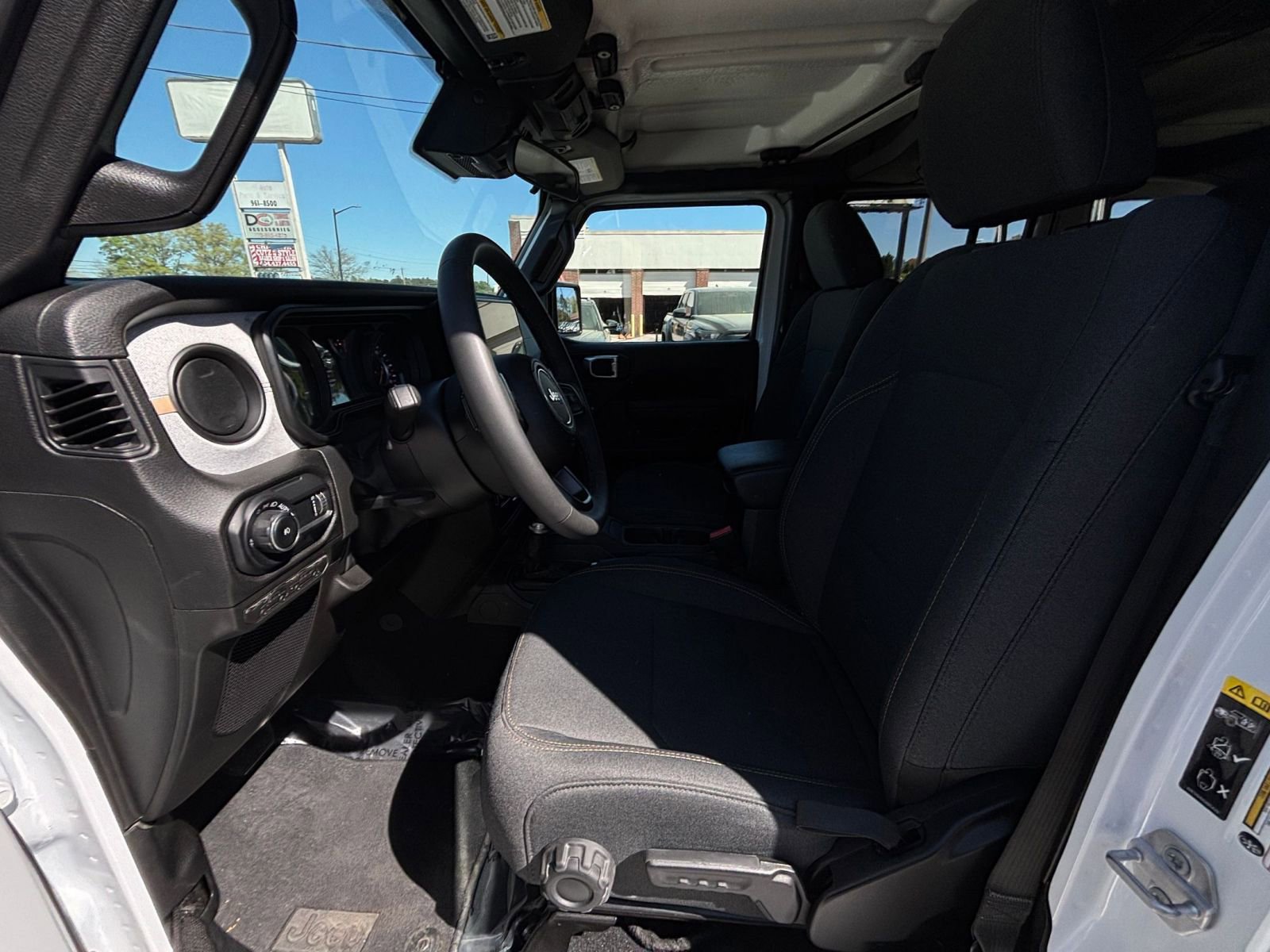 Thumbnail: 2025 Jeep Wrangler - 26