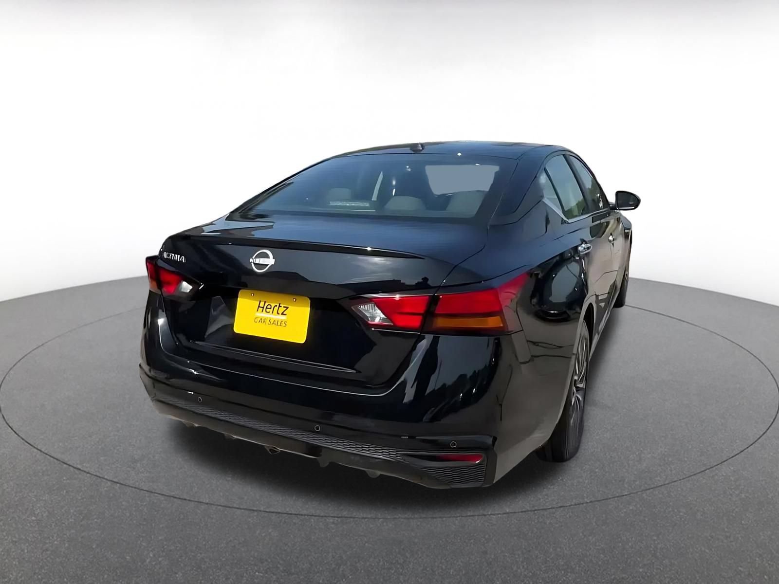 Thumbnail: 2025 Nissan Altima - 15