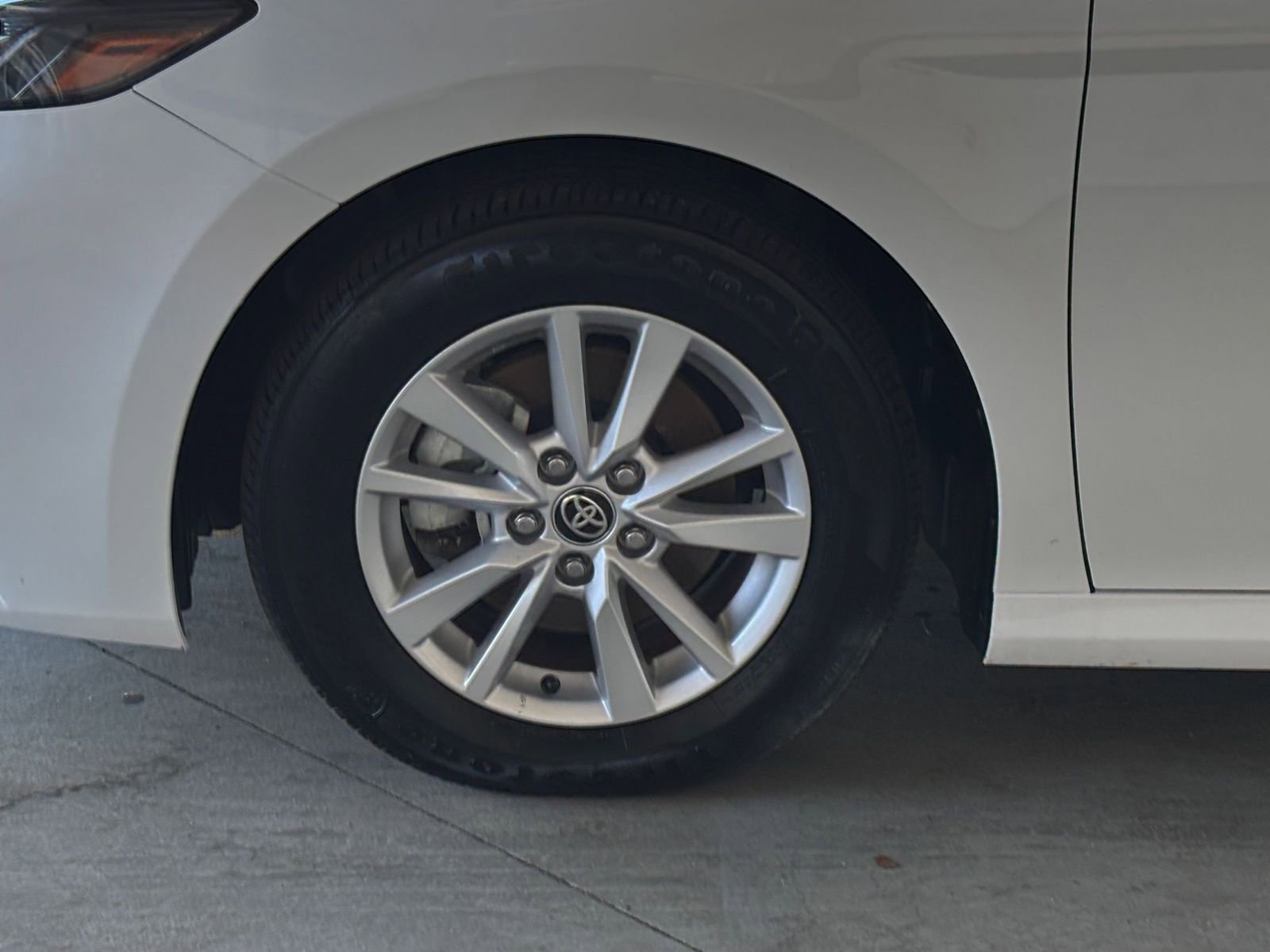 Thumbnail: 2025 Toyota Camry - 34