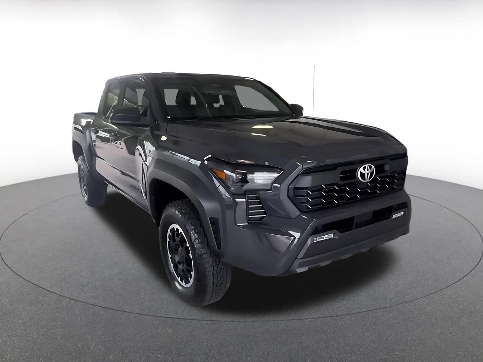 Thumbnail: 2024 Toyota Tacoma - 3
